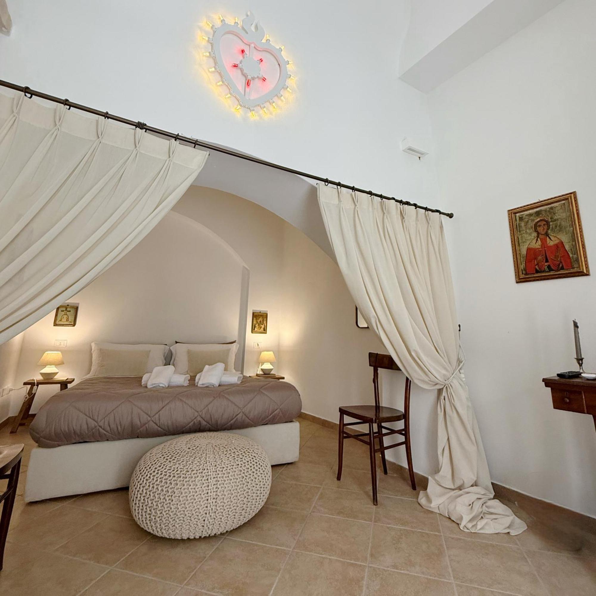 Bed and Breakfast Dimora Santa Domenica à Scorrano  Extérieur photo